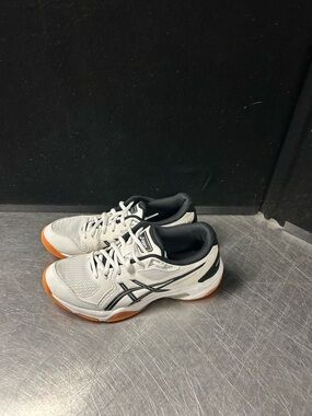 ASICS Gel Size 6 Women’s